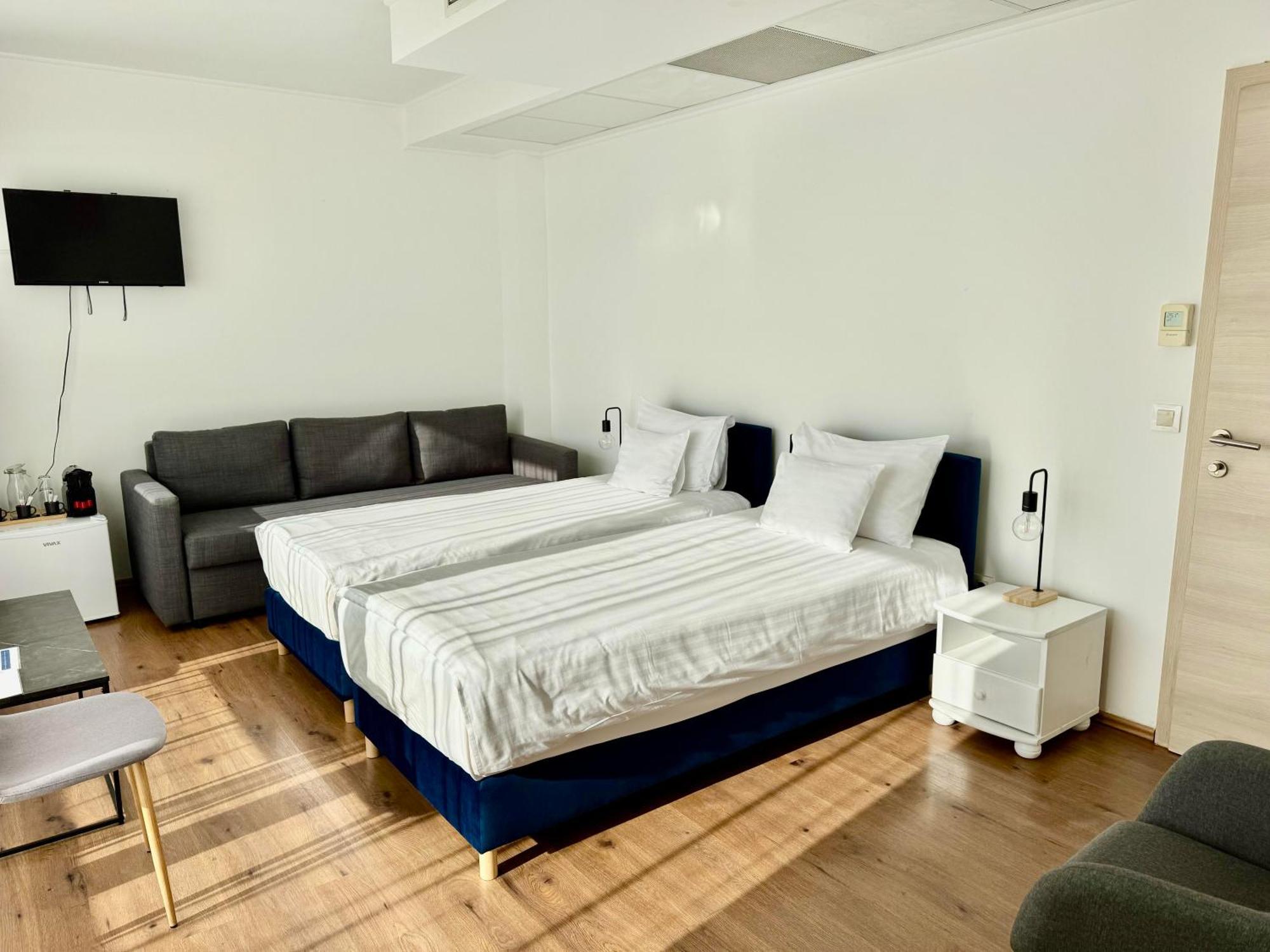 Rooftop City Residence With Deep Garage 부다페스트 외부 사진