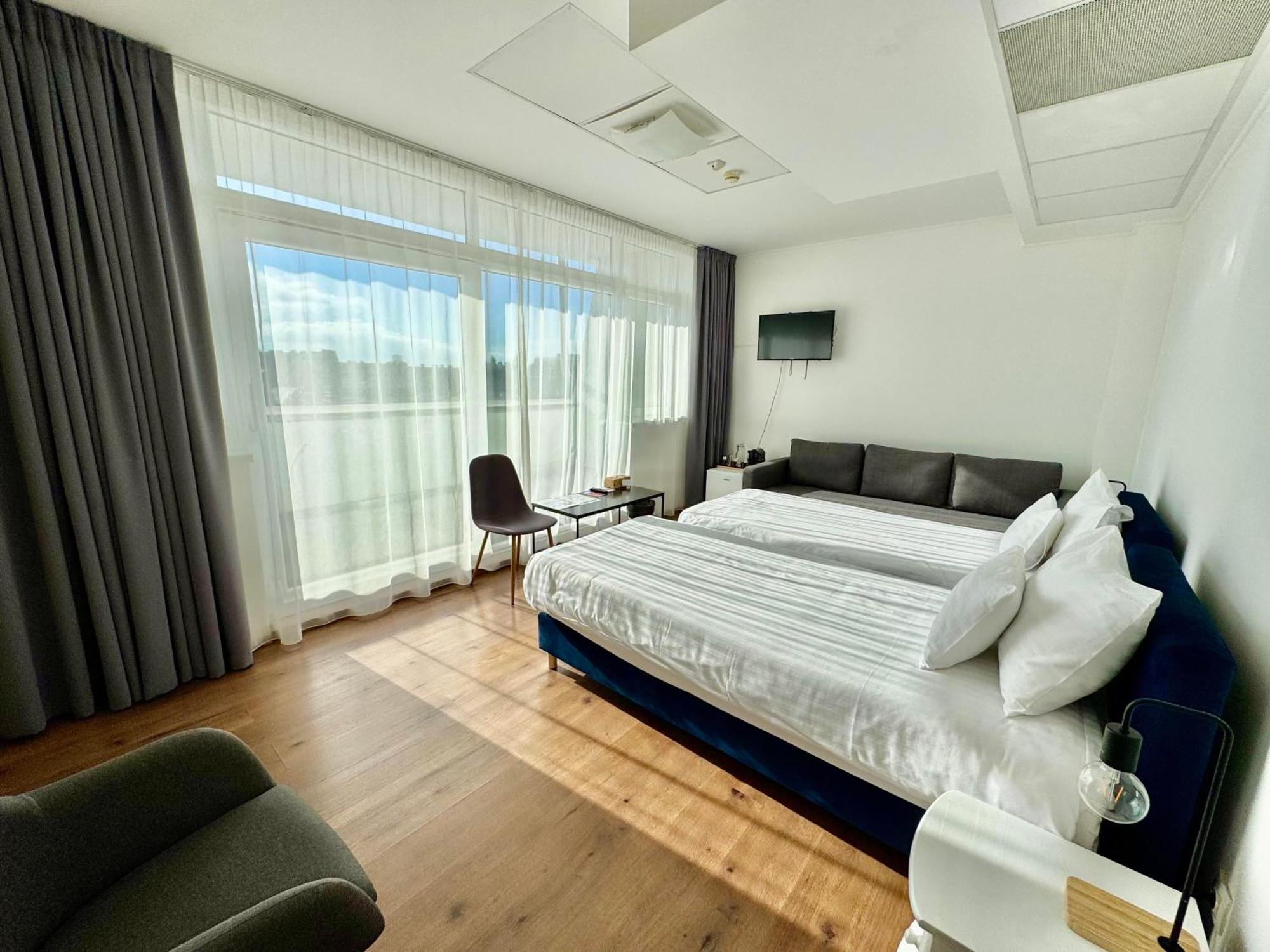 Rooftop City Residence With Deep Garage 부다페스트 외부 사진