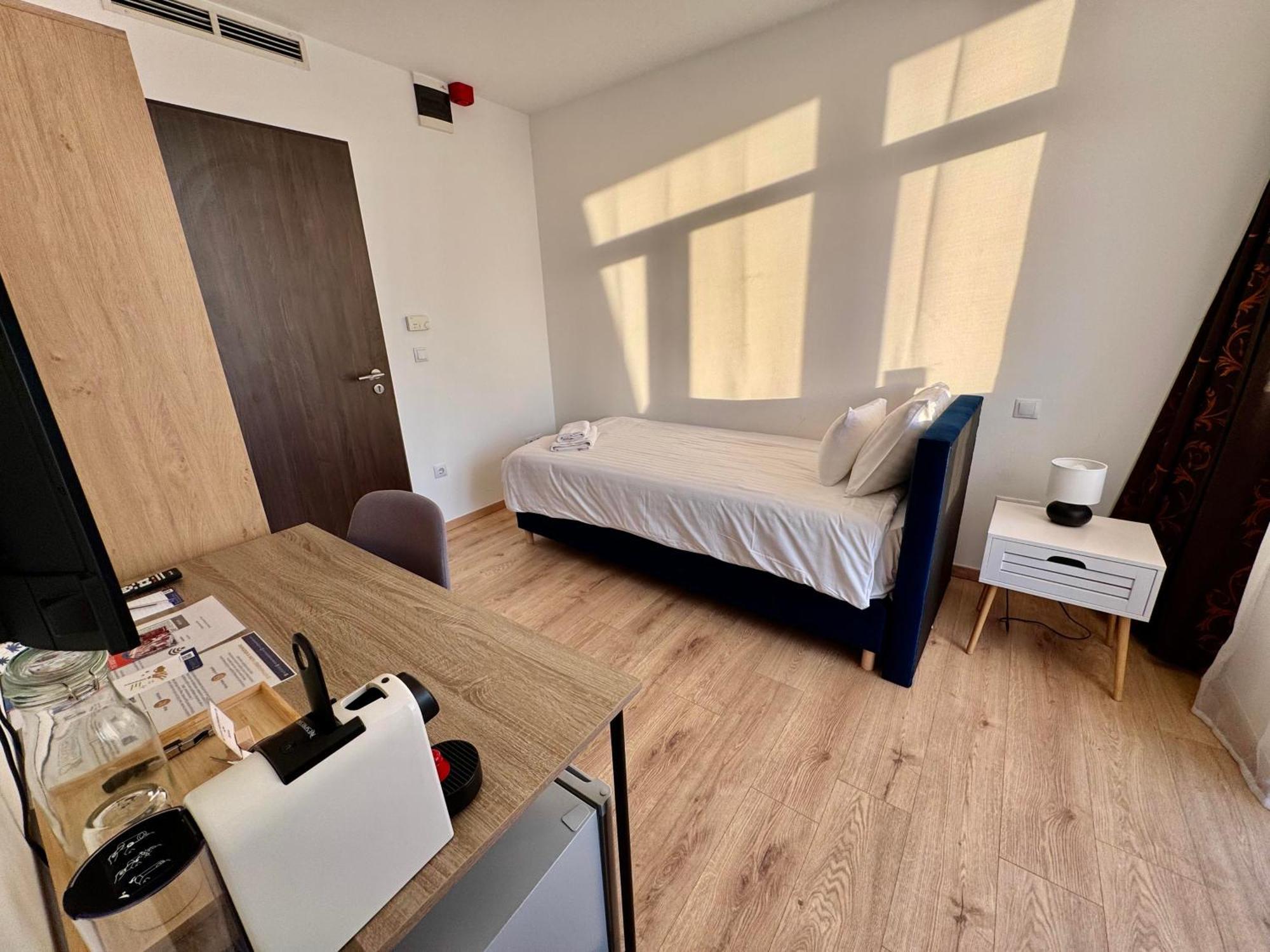 Rooftop City Residence With Deep Garage 부다페스트 외부 사진